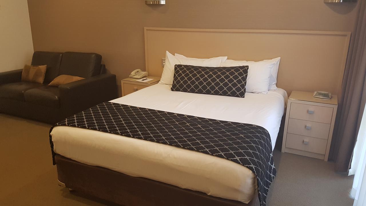 Largs Pier Hotel Adelaide Esterno foto
