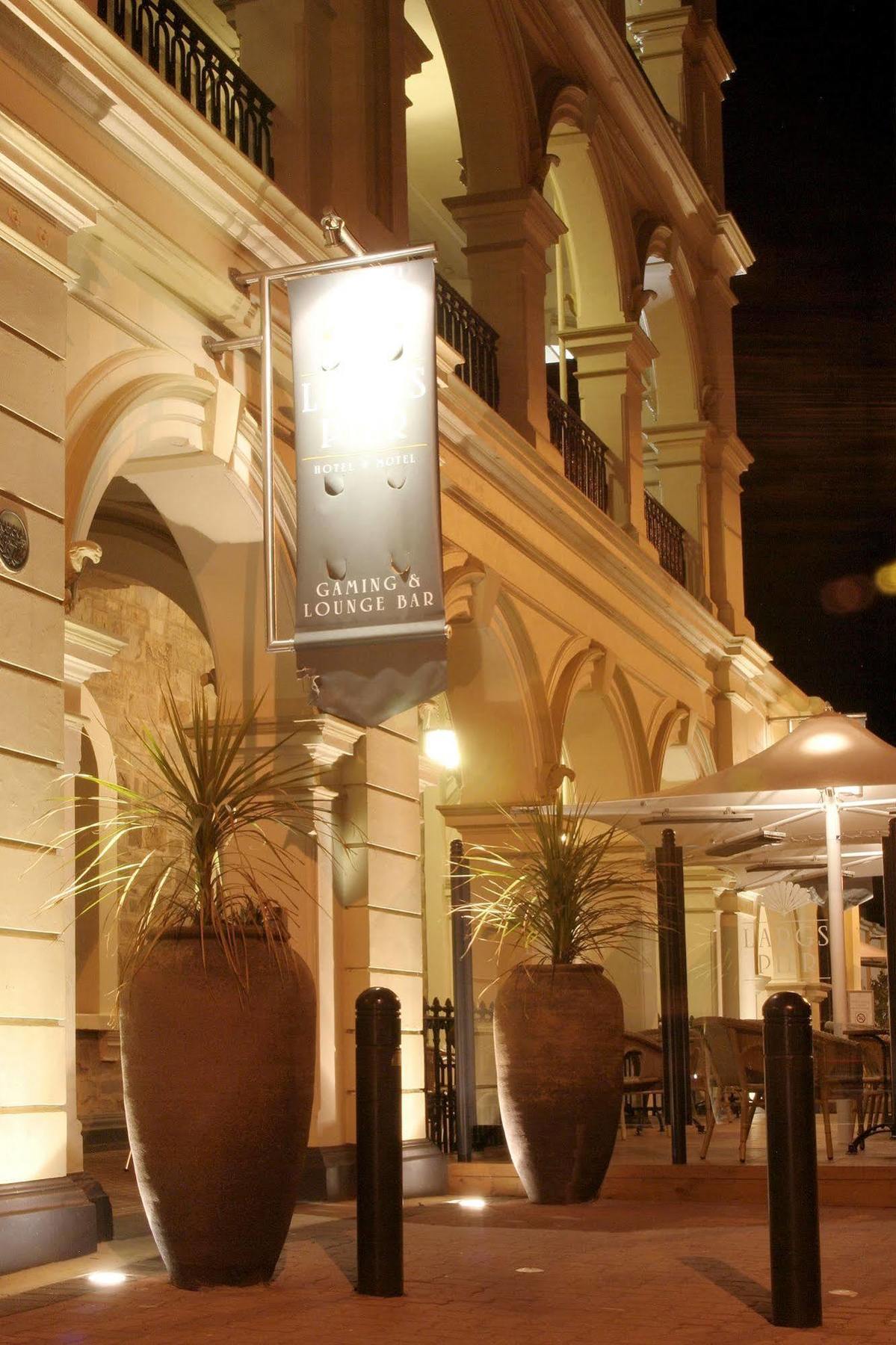 Largs Pier Hotel Adelaide Esterno foto